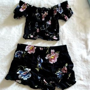 Kendall and Kylie collection. TWO piece.